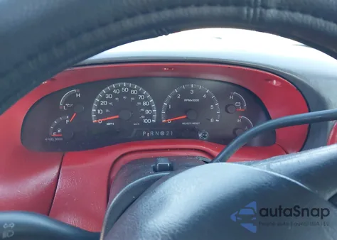 2000 Ford F-150 Lariat/Work Series/Xl/Xlt from USA, damaged, VIN 1FTRX17W2YKB04010